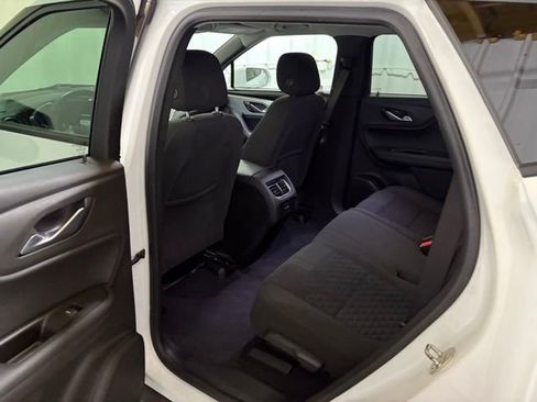 Used 2019 Chevrolet Blazer LT image 21