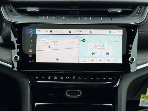 New 2026 Jeep Grand Cherokee Altitude AWD/4WD image 8