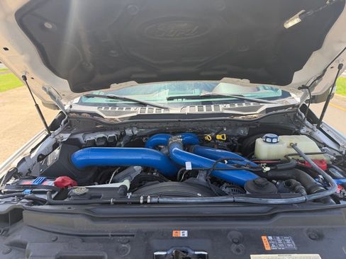 Used 2019 Ford F350 Platinum w/ Platinum Ultimate Package image 9