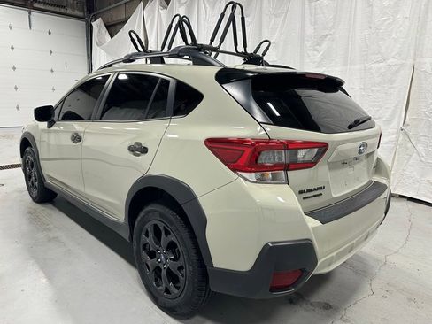 Used 2023 Subaru Crosstrek 2.0i Premium w/ Special Edition AWD/4WD image 5