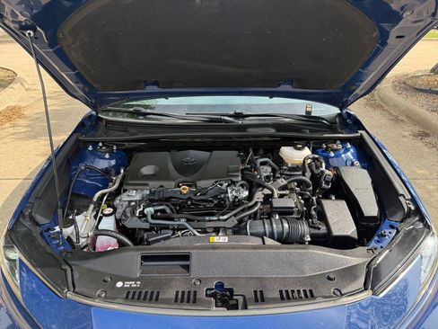 Used 2025 Toyota Camry LE FWD image 33