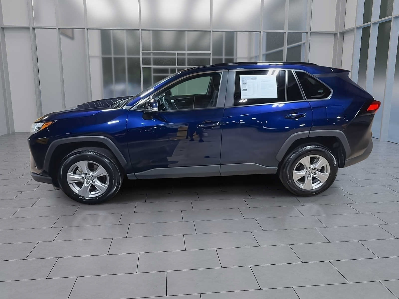 Certified 2025 Toyota RAV4 XLE AWD/4WD image 5