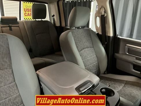 Used 2015 RAM 1500 Big Horn AWD/4WD image 38
