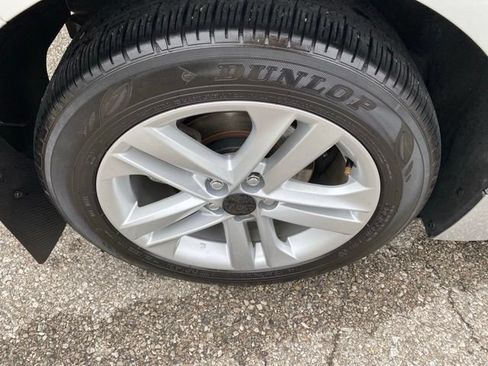 Used 2019 Toyota Corolla SE w/ SE Option Package FWD image 30