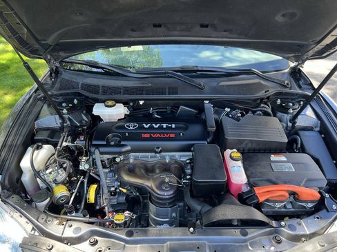 Used 2010 Toyota Camry Hybrid FWD image 18