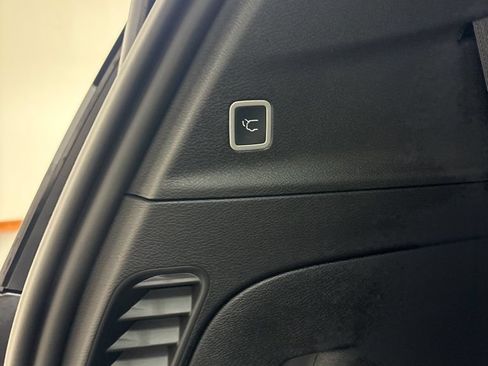New 2026 Chrysler Pacifica Select w/ S Appearance Package FWD image 28