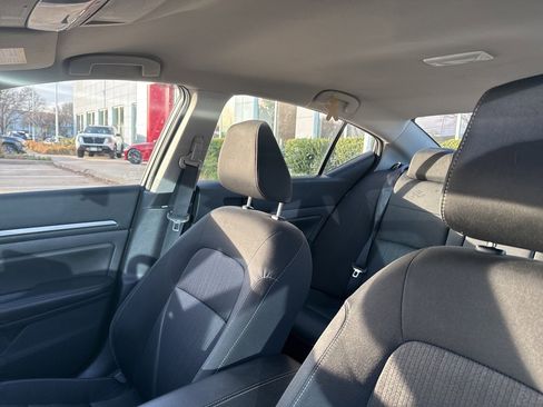 Certified 2022 Nissan Altima 2.5 SV image 8