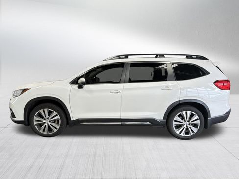 Certified 2022 Subaru Ascent Limited w/ Technology Package AWD/4WD image 4