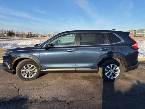 Used 2025 Honda CR-V LX image 10