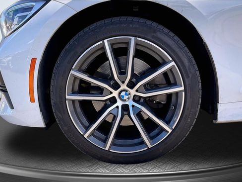 Used 2019 BMW 330i 330i w/ Convenience Package image 9