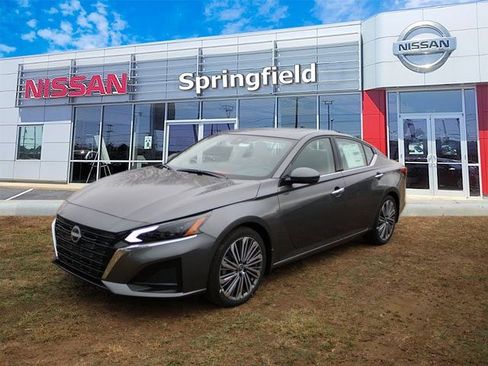 New 2025 Nissan Altima 2.5 SL image 3