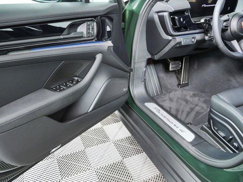 New 2026 Porsche Panamera image 8