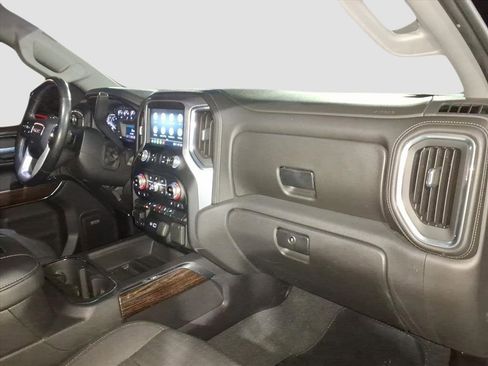 Used 2021 GMC Sierra 1500 Elevation w/ Preferred Package image 14