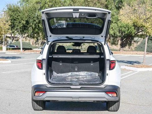 New 2026 Hyundai Tucson SEL image 7