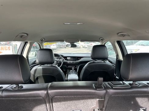 Used 2018 Buick Regal Essence w/ Driver Confidence Package #1 image 32