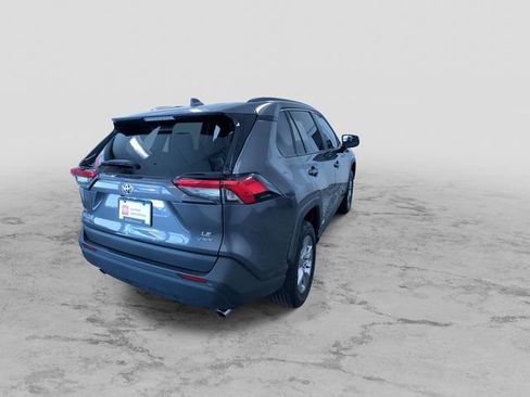 Certified 2025 Toyota RAV4 LE AWD/4WD image 9