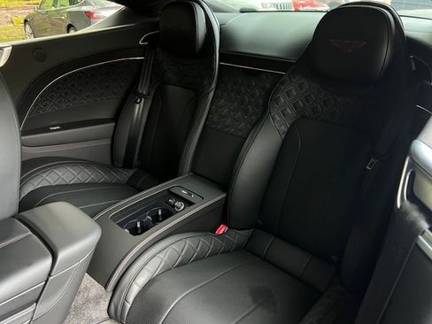 Used 2020 Bentley Continental GT image 17