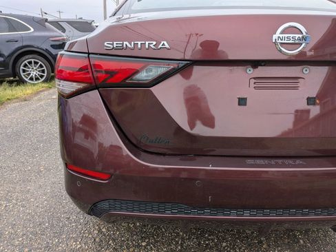 Used 2021 Nissan Sentra SV FWD image 11