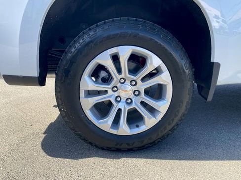 New 2026 Chevrolet Silverado 1500 LTZ w/ LTZ Premium Package AWD/4WD image 6