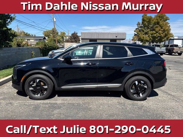 Used 2026 Kia Sportage LX FWD image 15