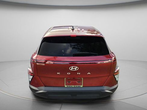Used 2024 Hyundai Kona SE FWD image 5