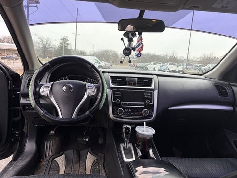 Used 2018 Nissan Altima 2.5 SV image 6