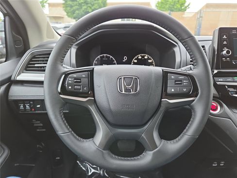 Used 2025 Honda Odyssey EX-L image 15