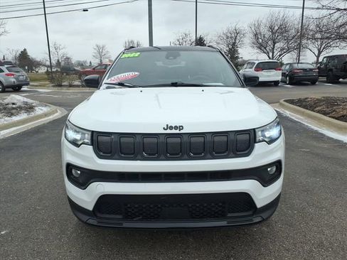 Certified 2022 Jeep Compass Altitude image 2