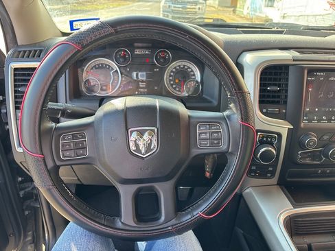 Used 2019 RAM 1500 Lone Star image 13