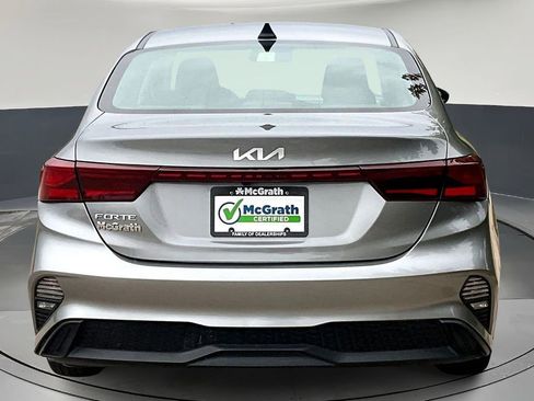 Used 2022 Kia Forte LXS image 5