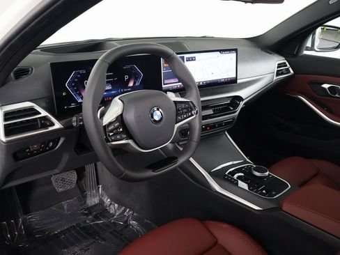 Used 2026 BMW 330i Sedan w/ Premium Package RWD image 7