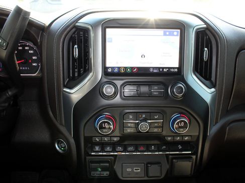 Used 2022 Chevrolet Silverado 3500 LTZ w/ LTZ Plus Package image 24