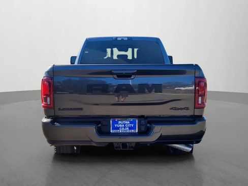 New 2026 RAM 2500 Laramie AWD/4WD image 5