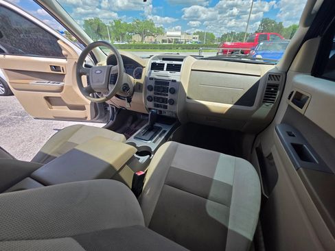 Used 2009 Ford Escape XLT FWD image 18