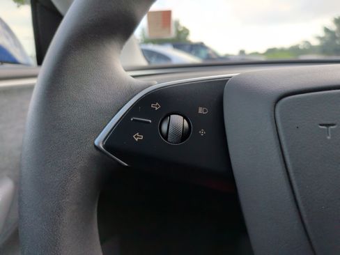 Used 2024 Tesla Model 3 Long Range AWD/4WD image 19