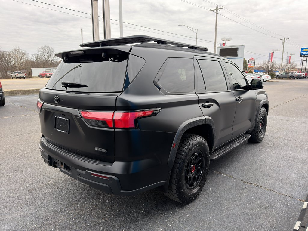 Used 2024 Toyota Sequoia TRD Pro AWD/4WD image 5