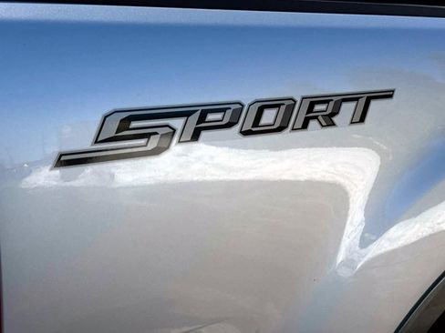 Used 2019 Ford Ranger XLT w/ Equipment Group 302A Luxury image 9