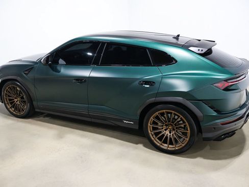 Used 2024 Lamborghini Urus Performante AWD/4WD image 16