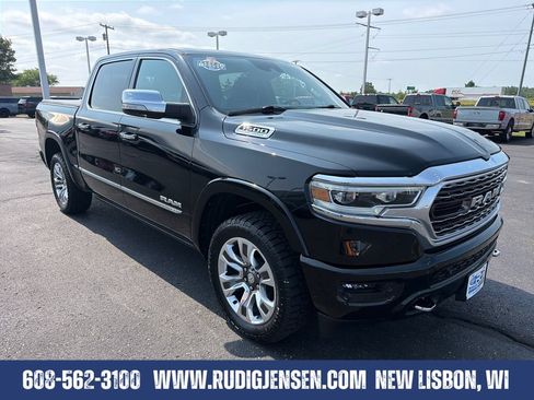 Used 2022 RAM 1500 Limited w/ Body Color Bumper Group AWD/4WD image 7