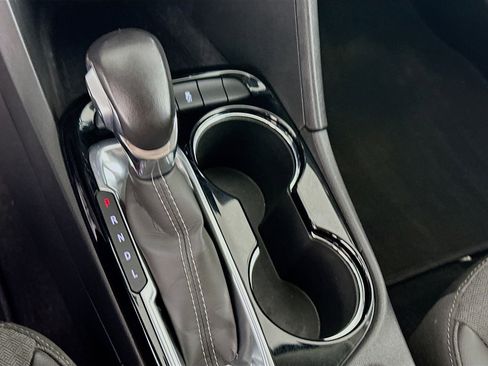 Used 2024 Buick Encore GX Preferred image 24