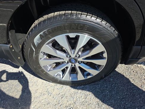 Used 2017 Subaru Outback 3.6R Touring image 42