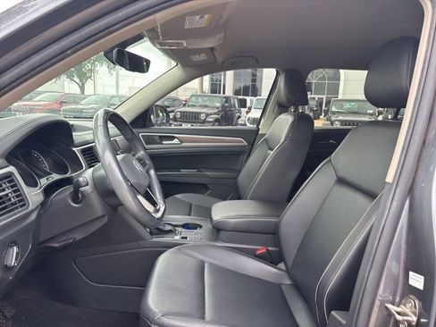 Used 2021 Volkswagen Atlas SE FWD image 10