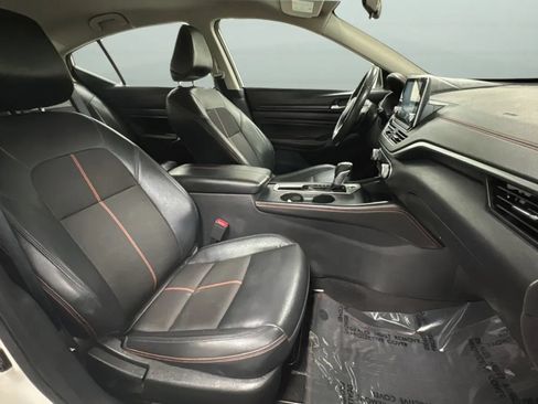 Used 2022 Nissan Altima 2.5 SR FWD image 21