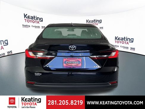 Used 2026 Toyota Camry LE FWD image 6