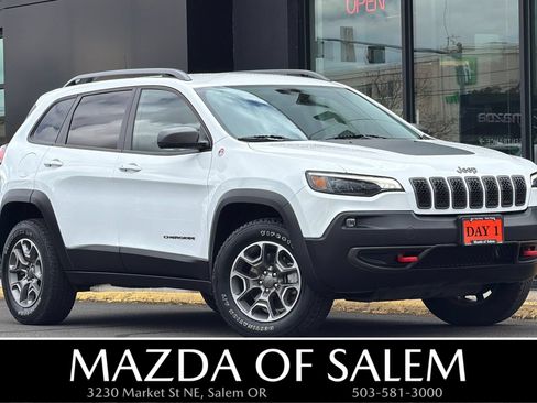 Used 2020 Jeep Cherokee Trailhawk AWD/4WD image 1