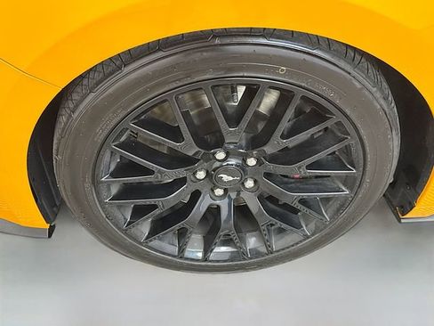 Used 2018 Ford Mustang GT Premium w/ GT Performance Package image 29