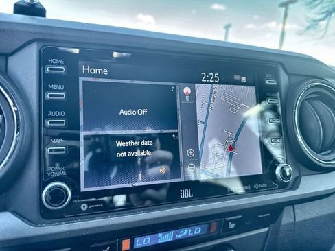 Used 2023 Toyota Tacoma TRD Off-Road image 25