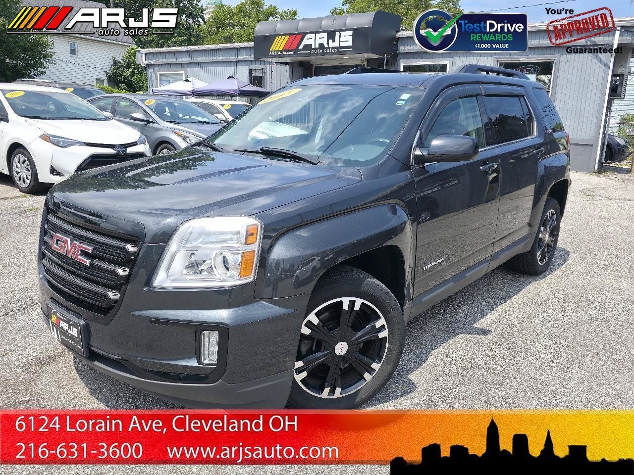 Used 2017 GMC Terrain SLE w/ Technology Package FWD image 1