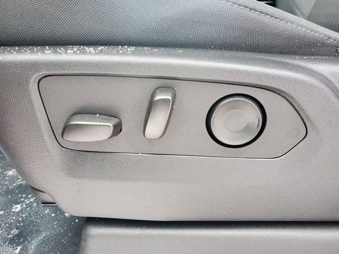 Used 2026 Chevrolet Silverado 1500 LT image 22