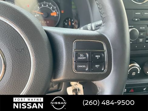 Used 2016 Jeep Patriot High Altitude AWD/4WD image 24